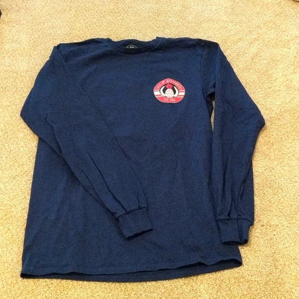 Long sleeve t-shirt